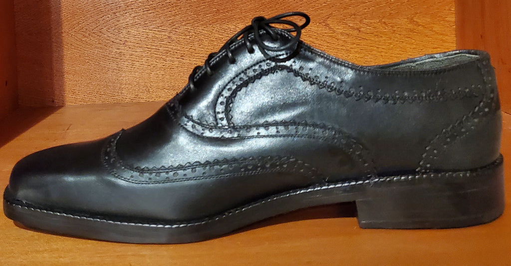 Black Leather WIngtip  US Men's 10.5 image 1