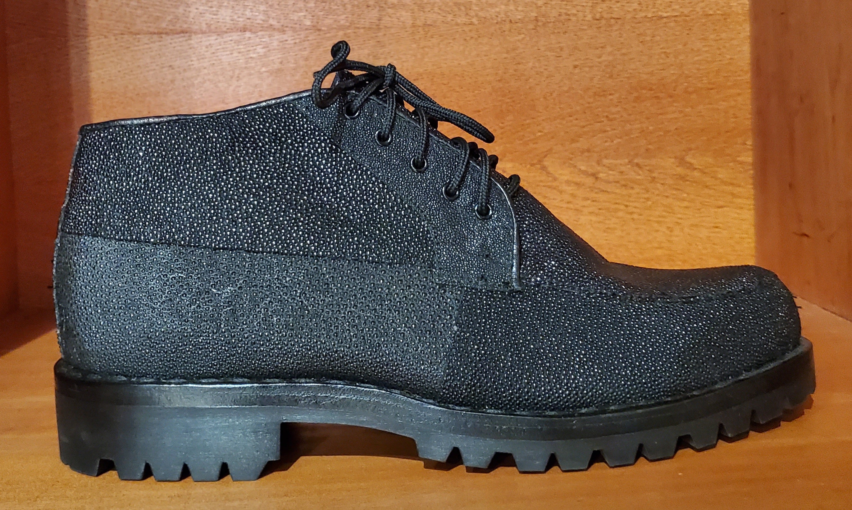 Full Black Stingray US Men's 11.5 image 0