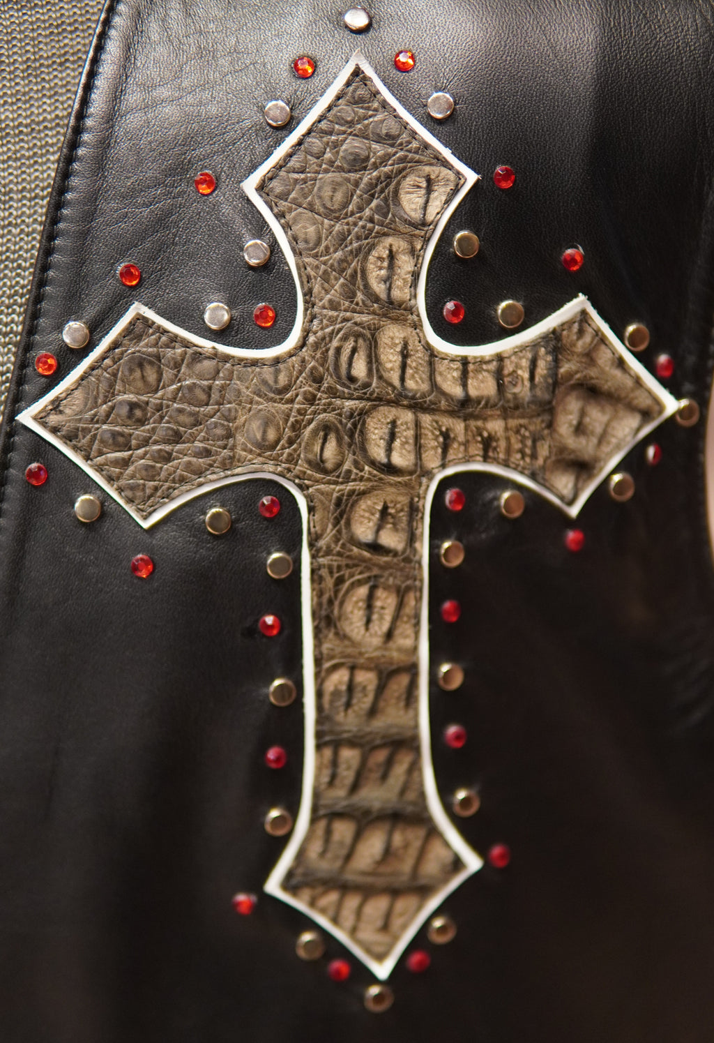 Leather Vest & Crocodile Cruises US XXL image 1