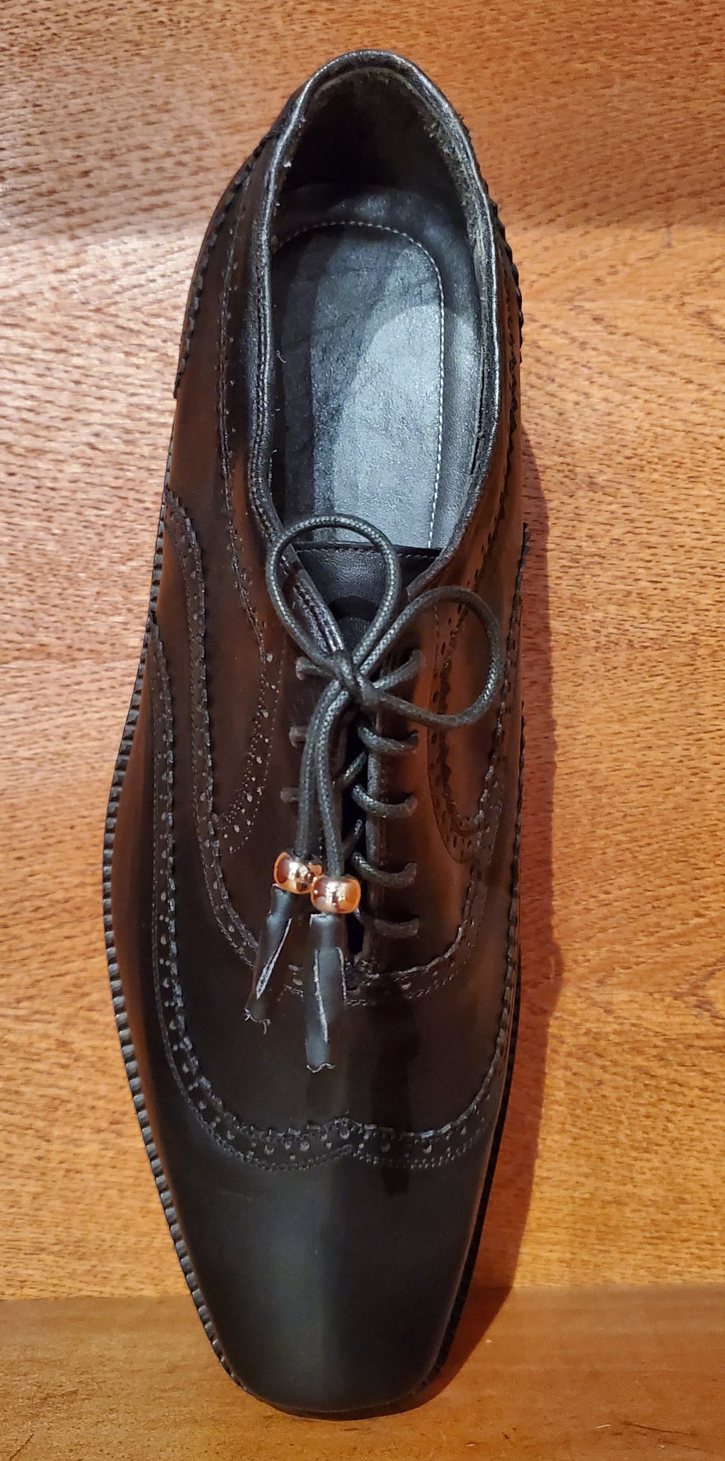 Black Leather WIngtip  US Men's 10.5 image 2