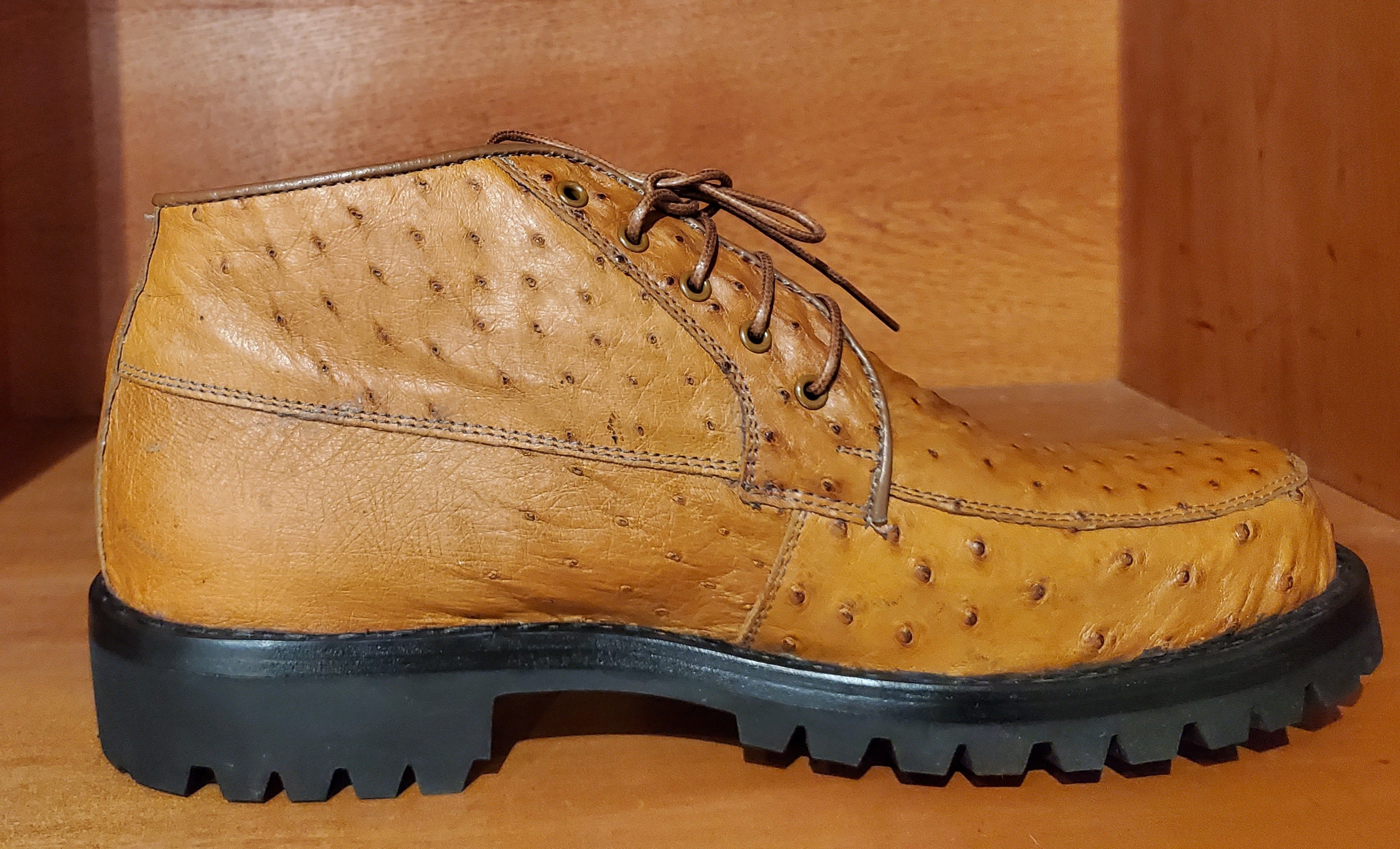 Tan Ostrich 8D US Men's 10.5 image 0