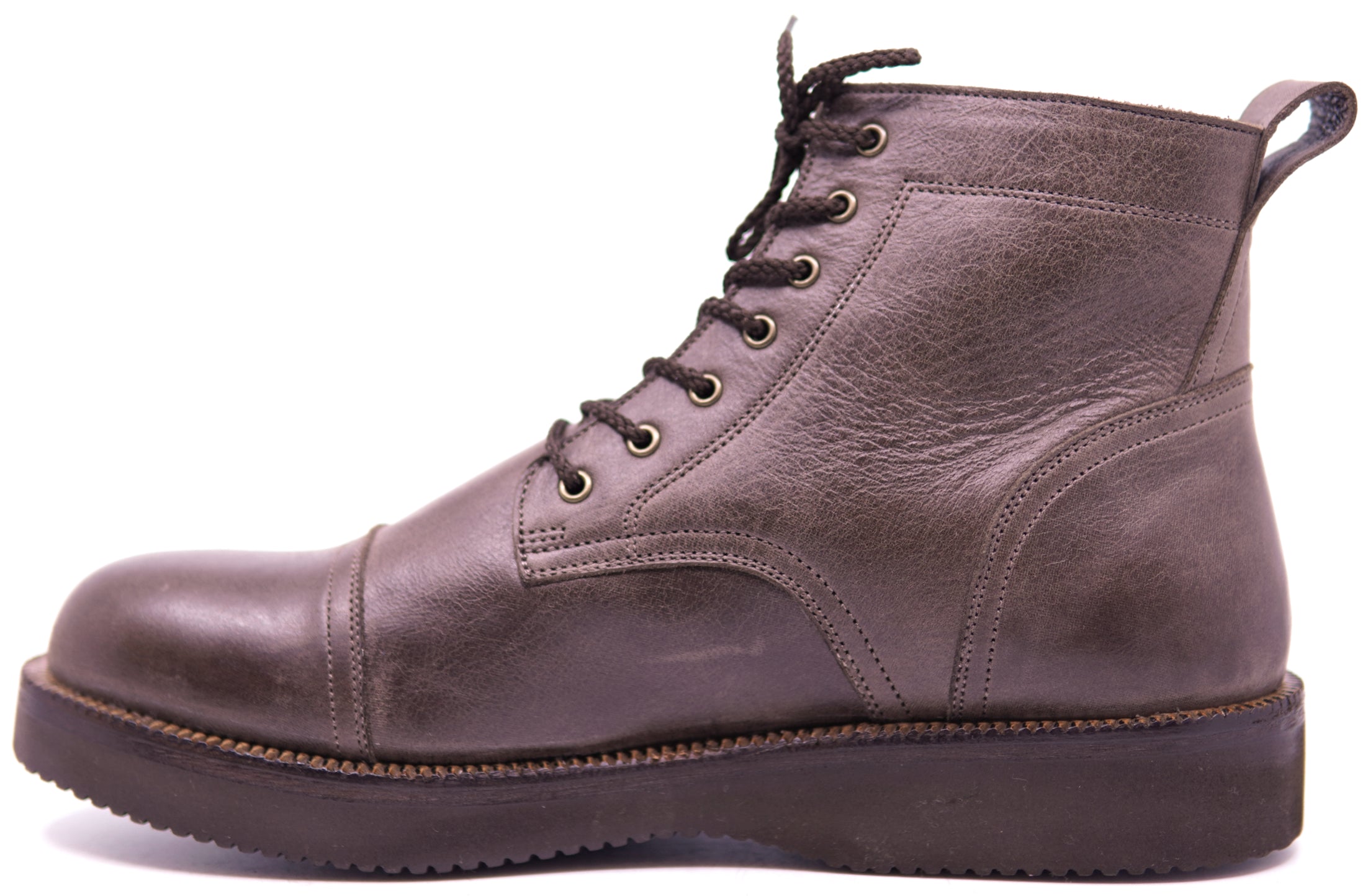 Genuine Leather Cap Toe Boots 9.5-US Men's 9.5 image 1