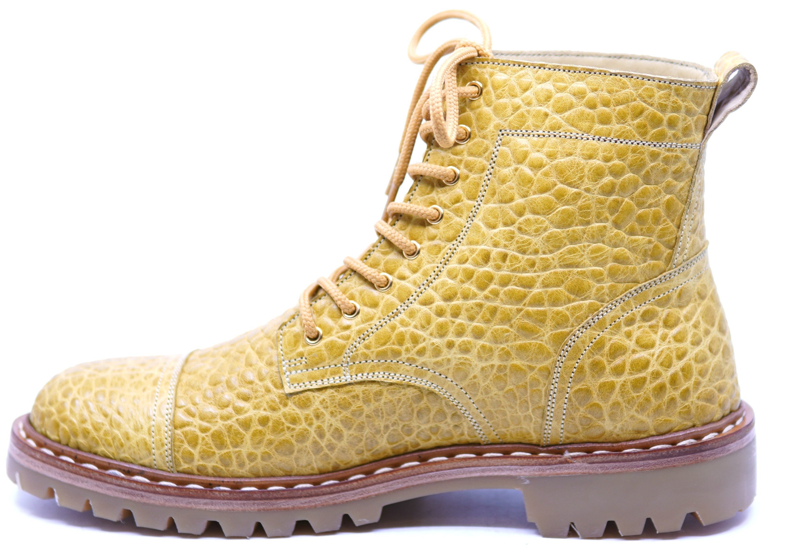 Buffalo Textured Leather Boots Cap Toe