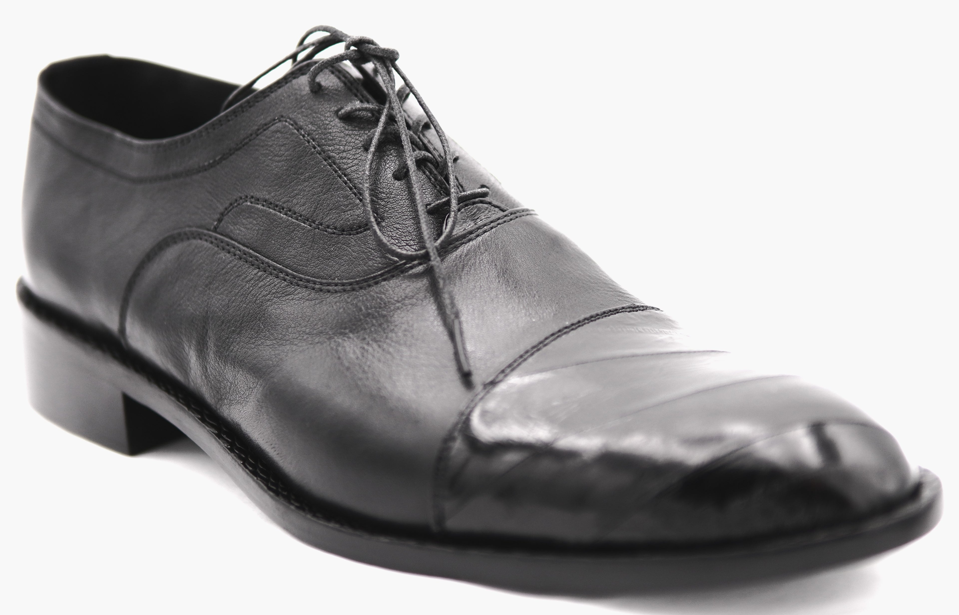 Leather & Eel Cap Toe Dress Shoe