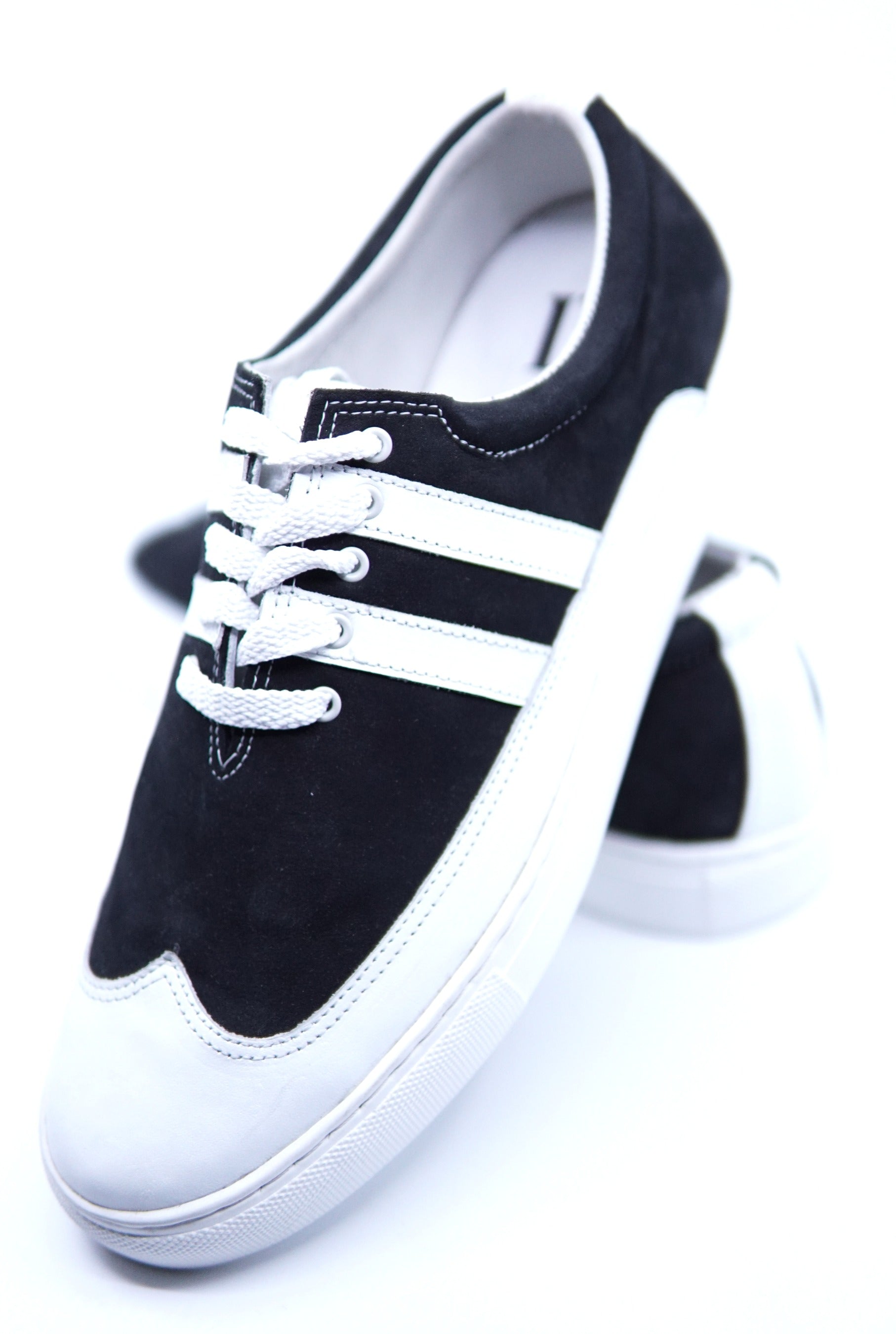 White Leather & Black Suede Sneaker US 9.5 image 3