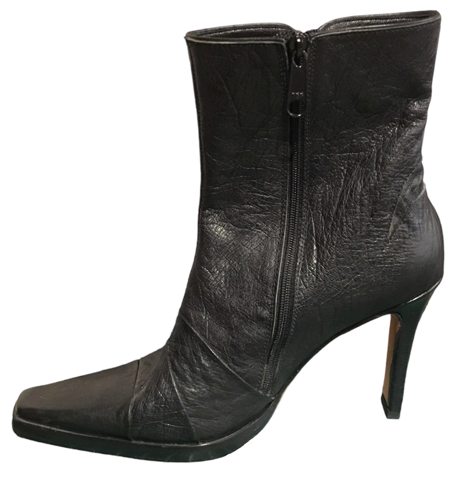 Leather Textured Heel Botin image 1
