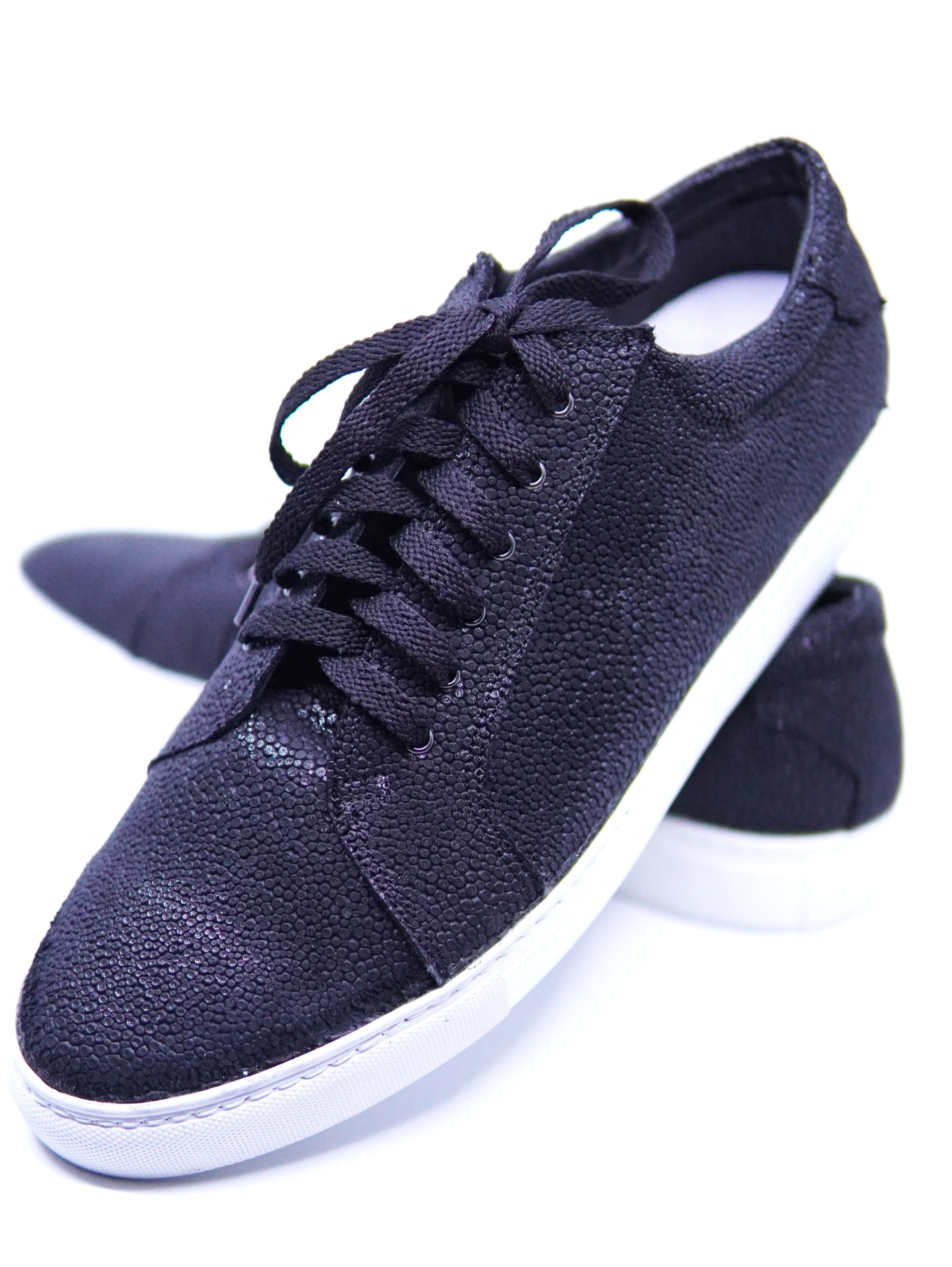 Stingray Textured Leather Sneakers US 11 image 3