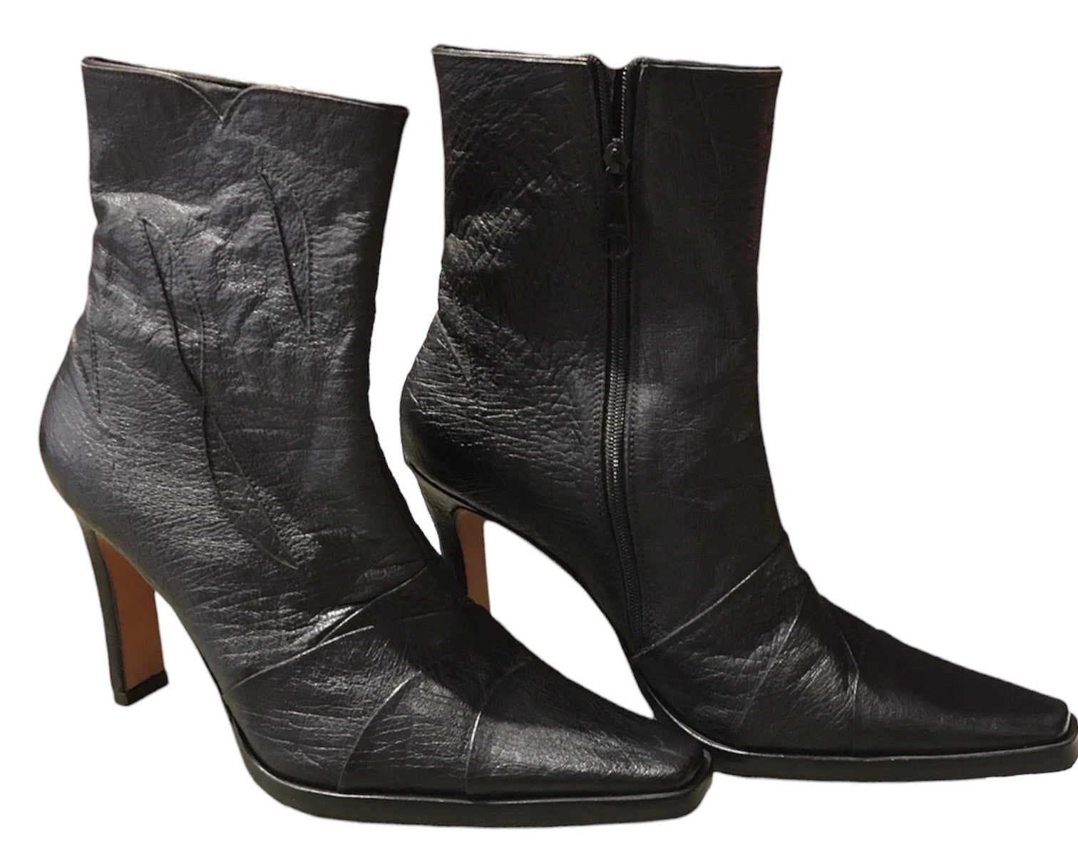 Leather Textured Heel Botin image 2