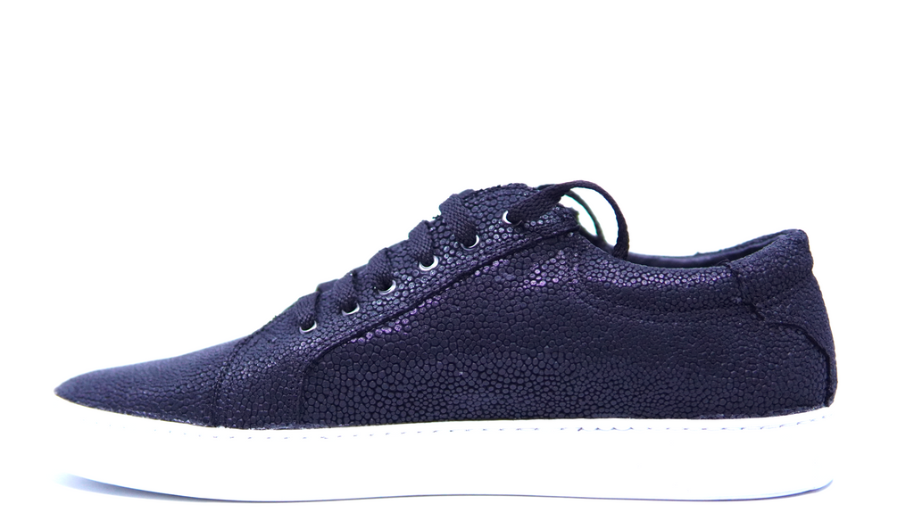 Stingray Textured Leather Sneakers US 11 image 2